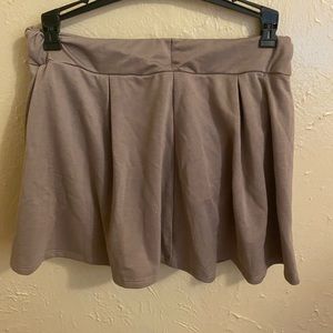 PAPEROC skort. Size M. Tan color